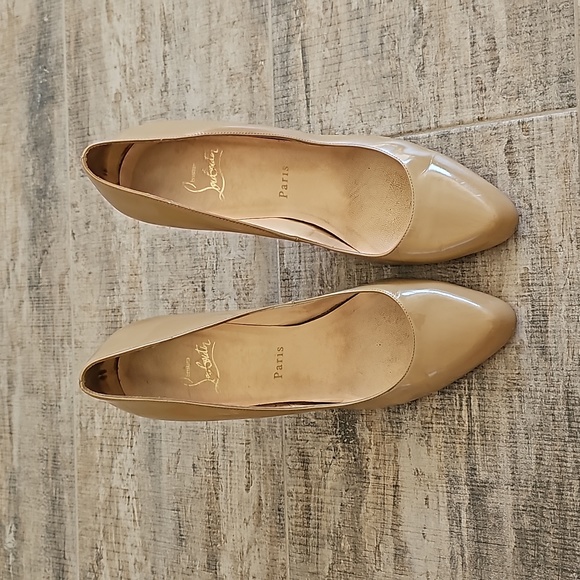 Authentic Christian Louboutin heels 38 1/2 - Picture 2 of 7